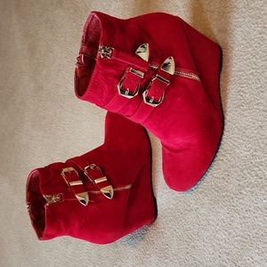 West BLVD Ankle Booties, Size 8,,Red
